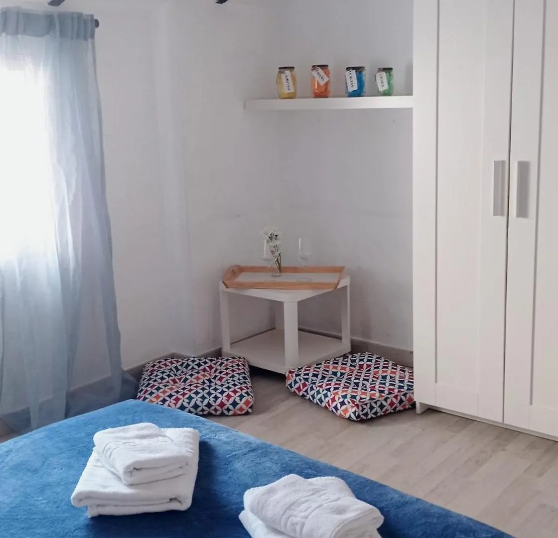 Estancia De Invitados De Casa Tais Málaga Habitación en casa particular