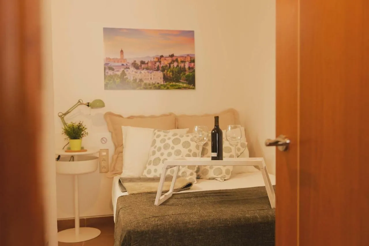 Homestay Estancia De Invitados De Casa Tais Malaga